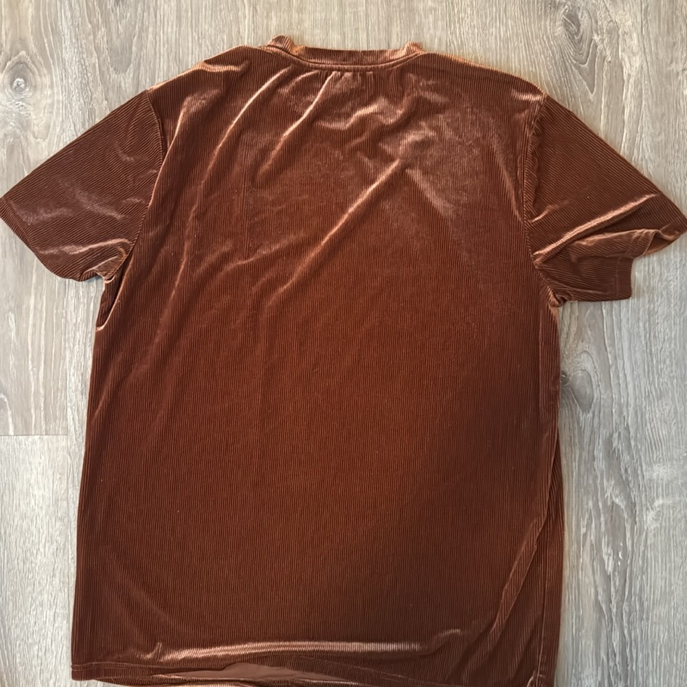 Men’s Shiny Ribbed Tee - Picture 4 of 5